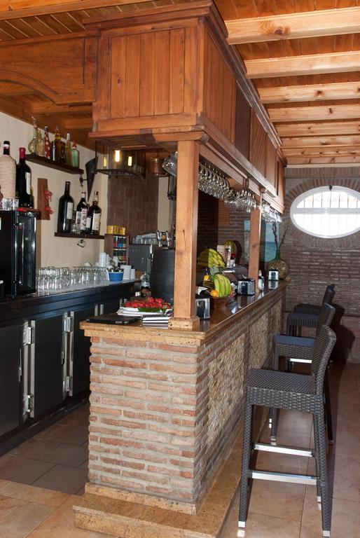 Hostal Cafeteria El Mero Zahora Bagian luar foto