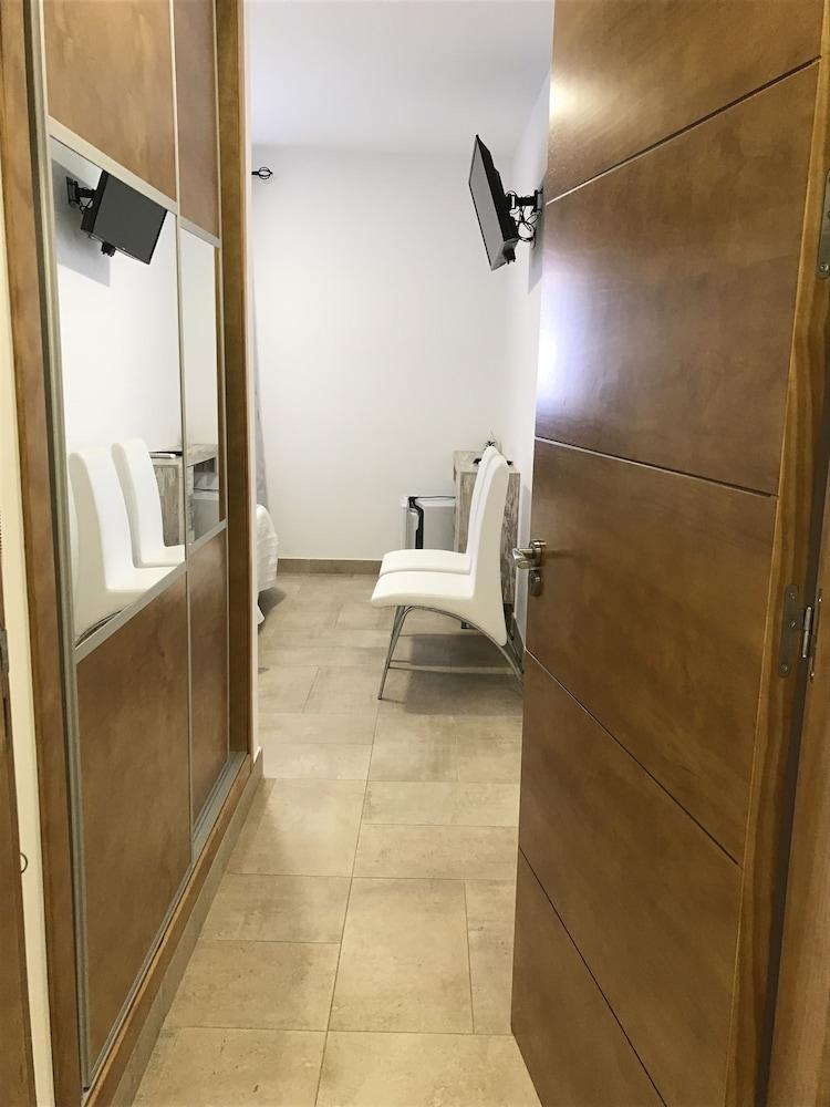 Hostal Cafeteria El Mero Zahora Bagian luar foto